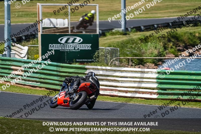 enduro digital images;event digital images;eventdigitalimages;mallory park;mallory park photographs;mallory park trackday;mallory park trackday photographs;no limits trackdays;peter wileman photography;racing digital images;trackday digital images;trackday photos